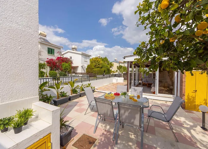 Ayia Thekla Sea Breeze * 圣纳帕