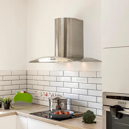 Ayia Thekla Sea Breeze Villa *